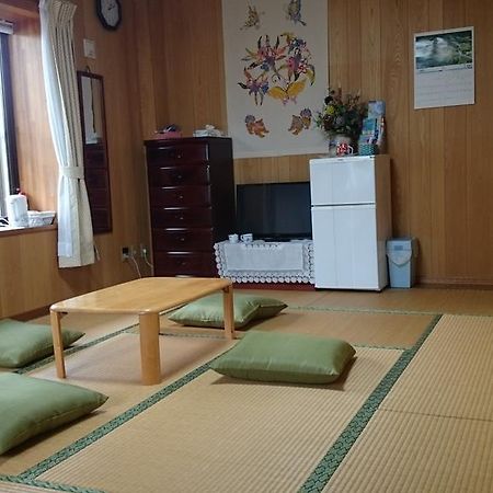 Minshuku Shizu Hotel Onna Exterior photo